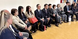 Japanische Delegation zu Gast beim Vorlesetag der Johanniter-Schulen